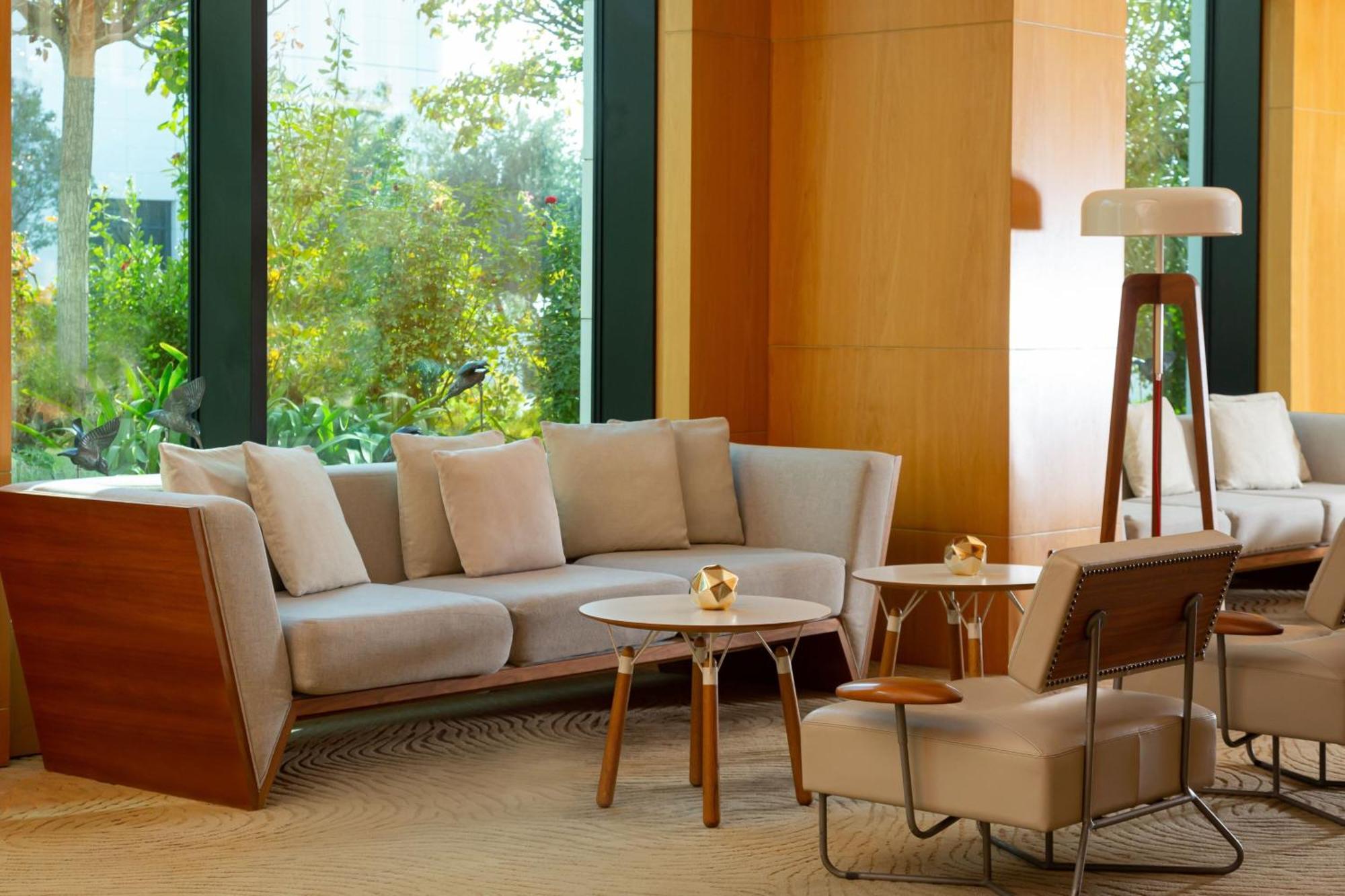 Baku Marriott Hotel Boulevard Eksteriør billede The lobby
