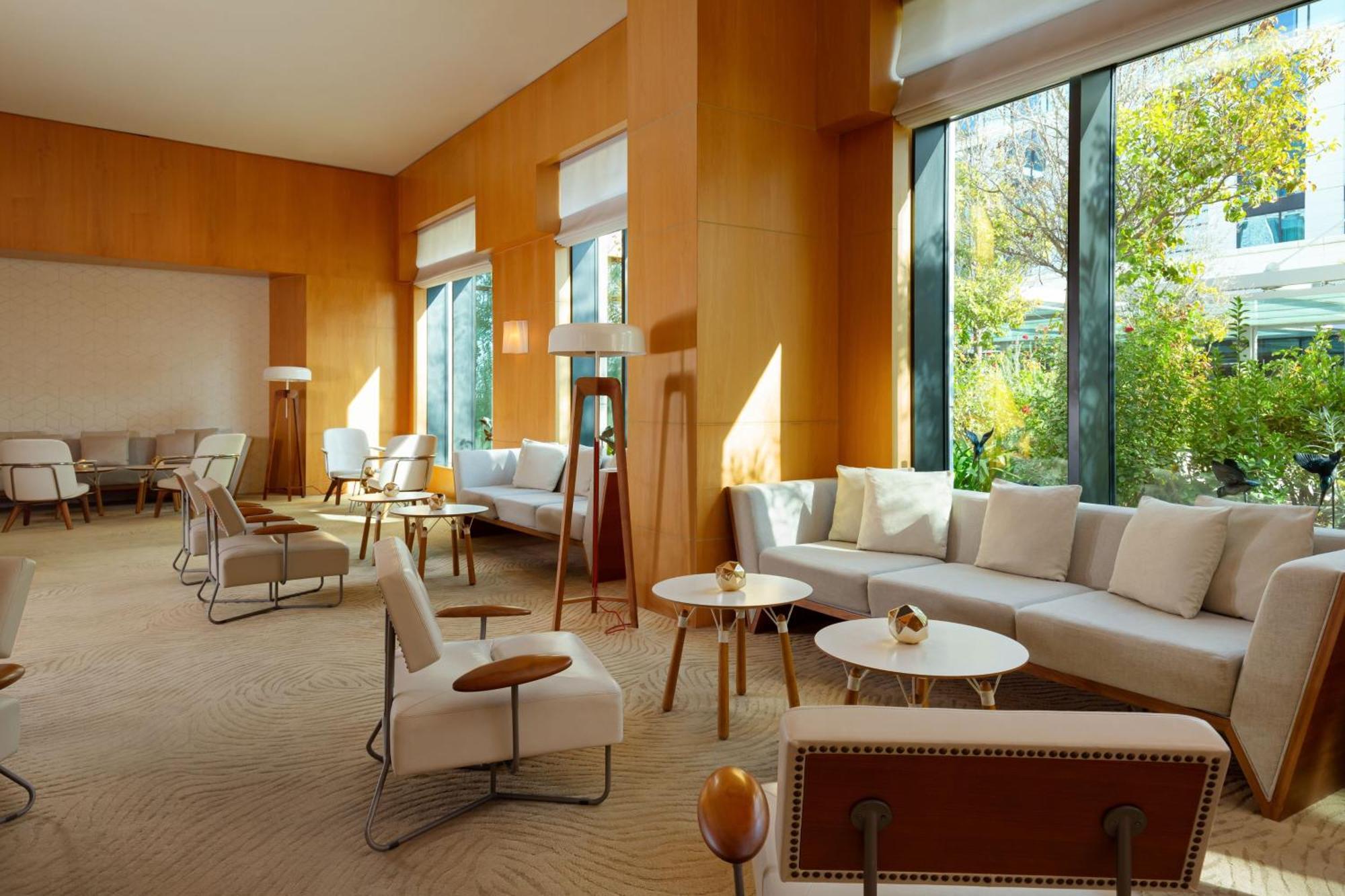 Baku Marriott Hotel Boulevard Eksteriør billede The lounge at the hotel