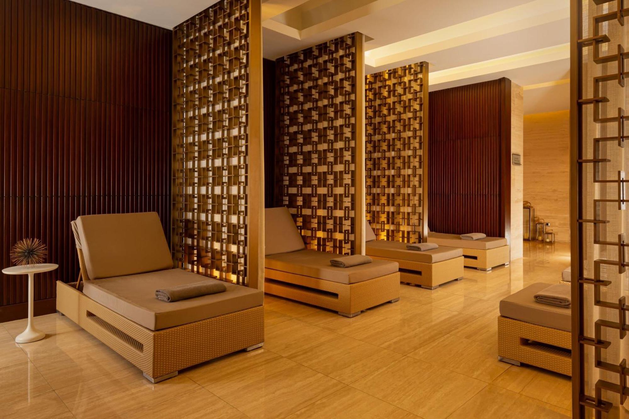 Baku Marriott Hotel Boulevard Eksteriør billede The spa at The Westin Mumbai