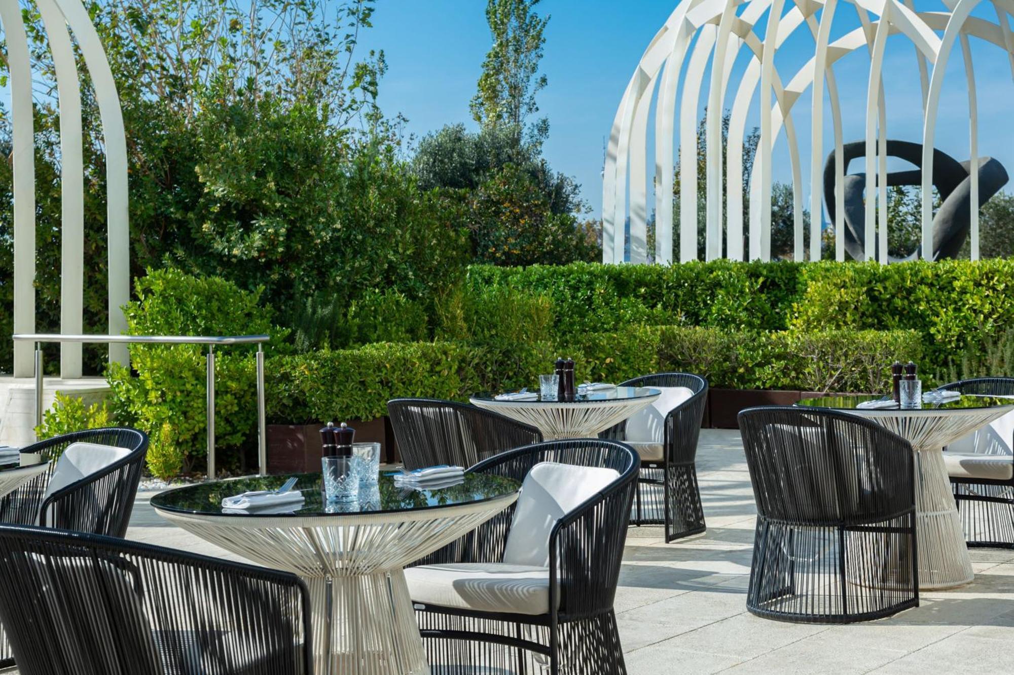Baku Marriott Hotel Boulevard Eksteriør billede The Terrace