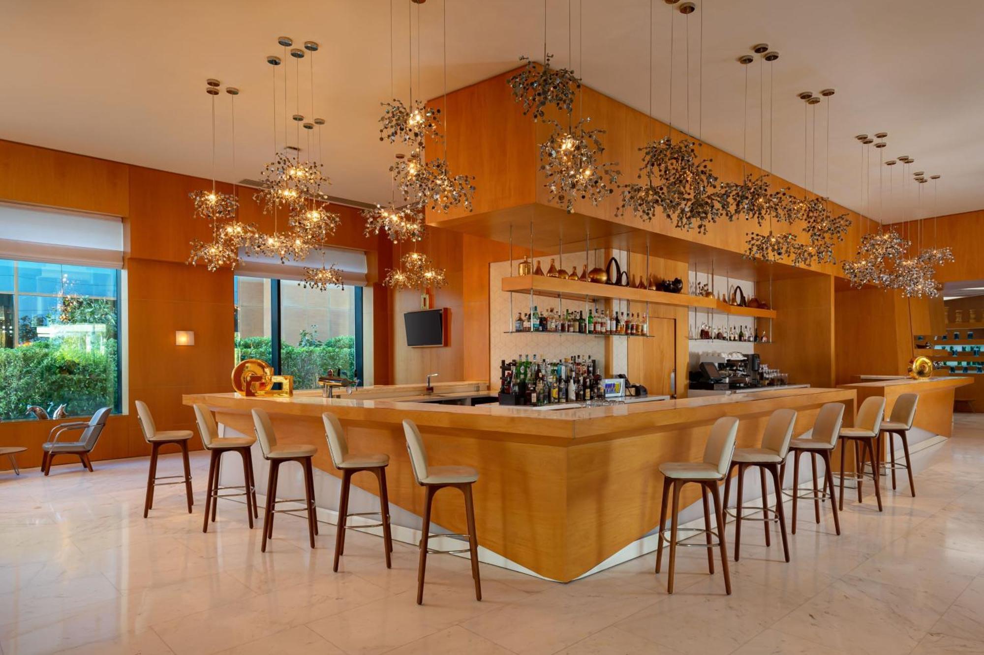 Baku Marriott Hotel Boulevard Eksteriør billede The bar at the hotel