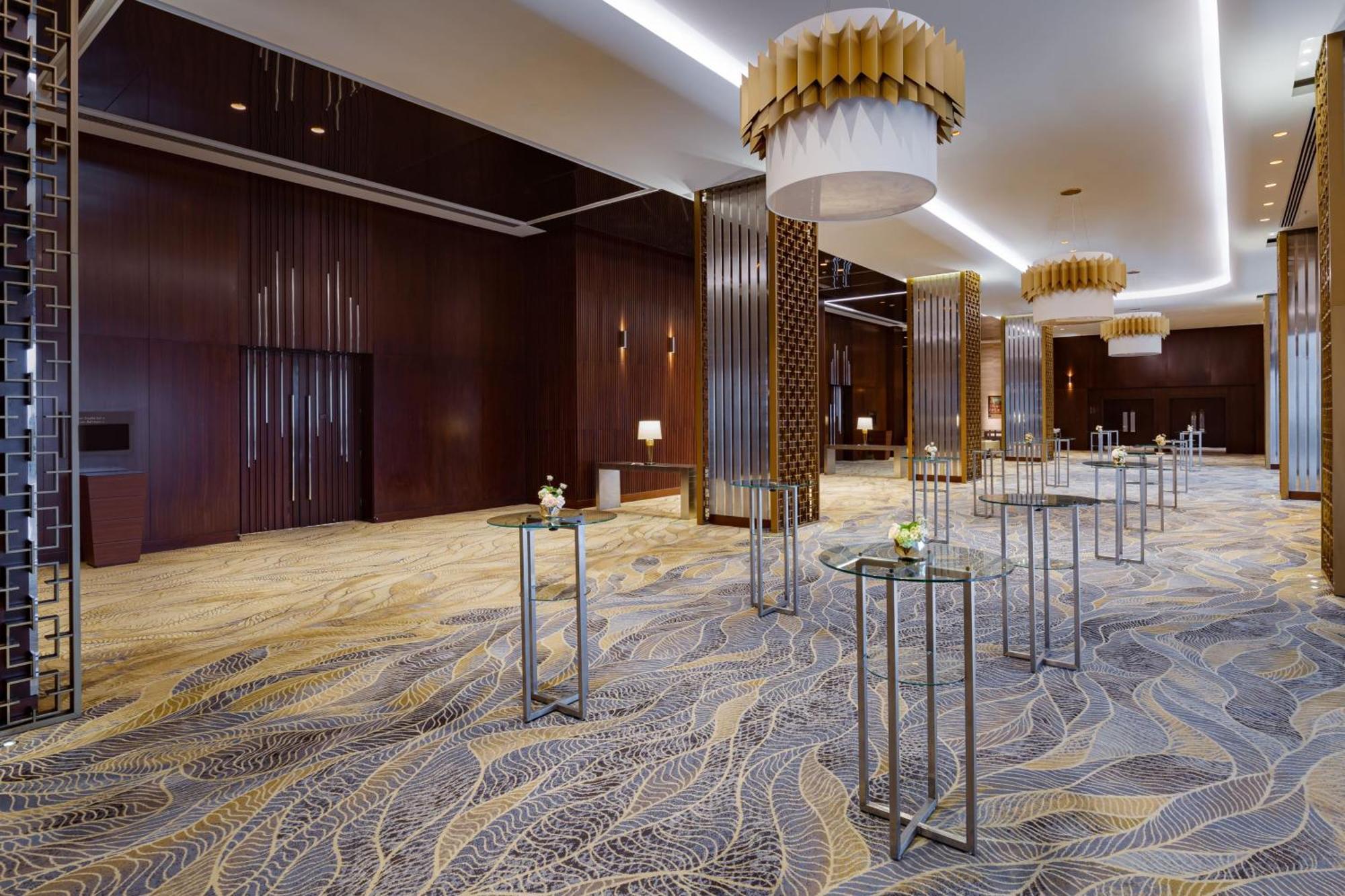 Baku Marriott Hotel Boulevard Eksteriør billede The Westin Convention Center