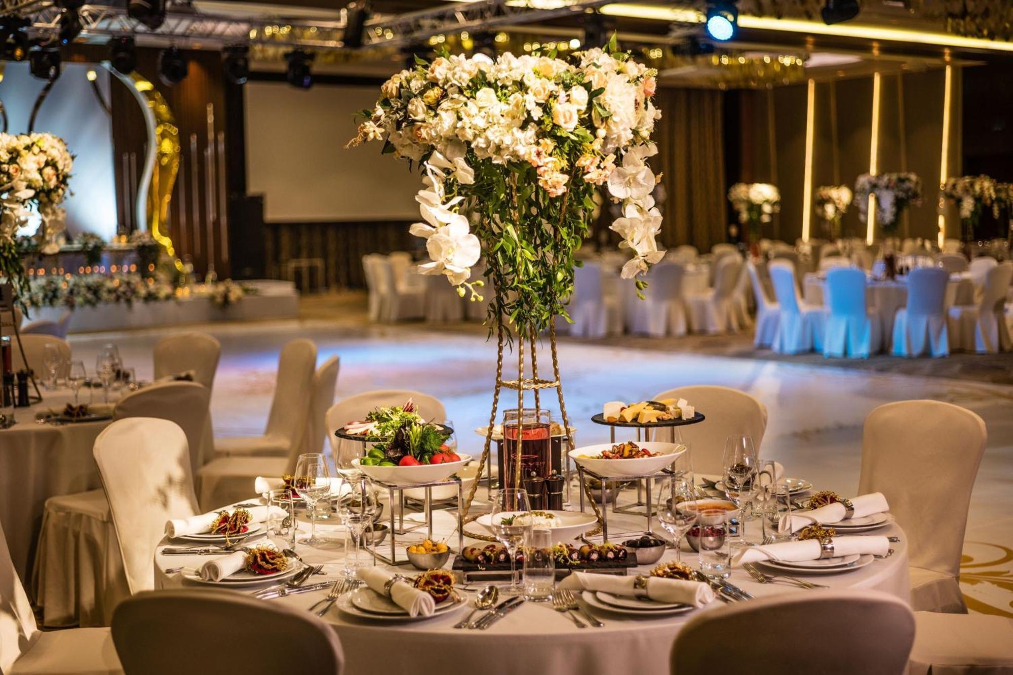 Baku Marriott Hotel Boulevard Eksteriør billede The 2015 British Academy Television Awards at the Royal Television Society Television Centre